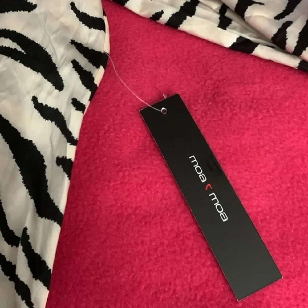 3/$20✨Moa Moa Zebra Animal Print Dress Blouse Top - Picture 4 of 6